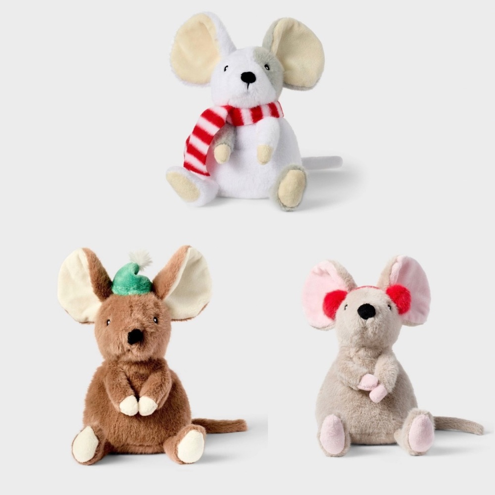 Gigglescape Christmas mice. Set of 3! 2025- NWT- 7" Soft Plush Toy